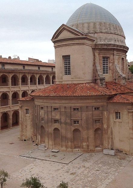 Fichier:La Vieille Charité, Marseille ...