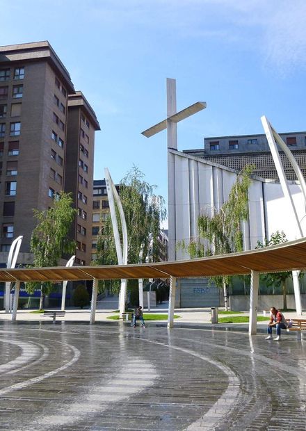 Archivo:Bilbao - Plaza de Indautxu 3 ...
