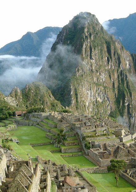 File:Peru Machu Picchu Sunrise 2.jpg ...