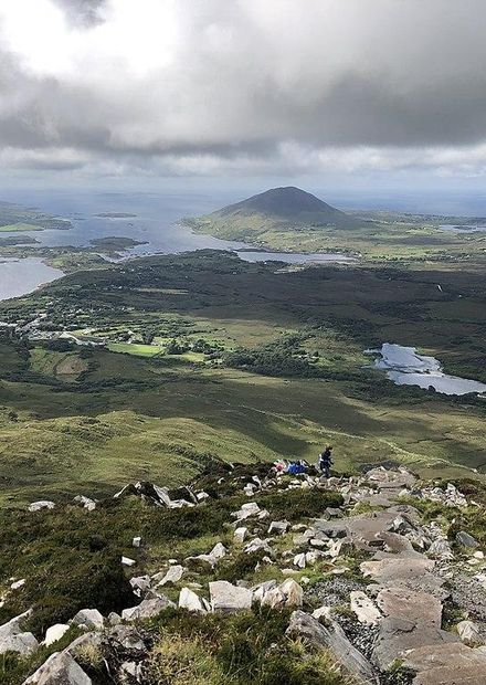 File:Connemara National Park Diamond ...