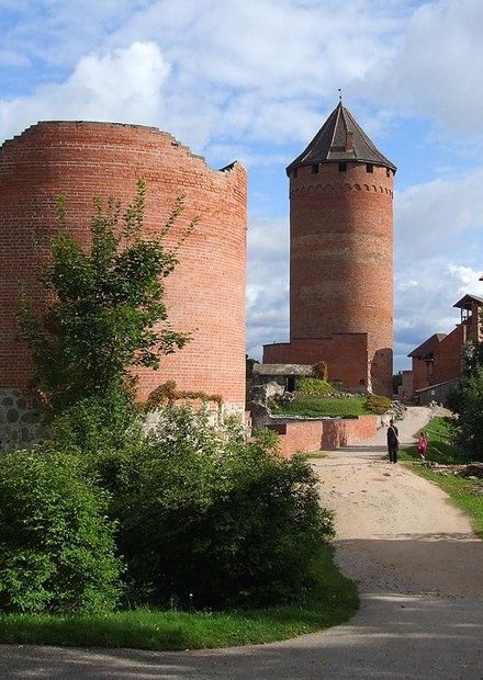 File:Turaida Castle.JPG - Wikipedia