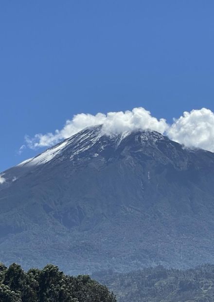 snow, Arusha Region, Tanzania.jpg ...