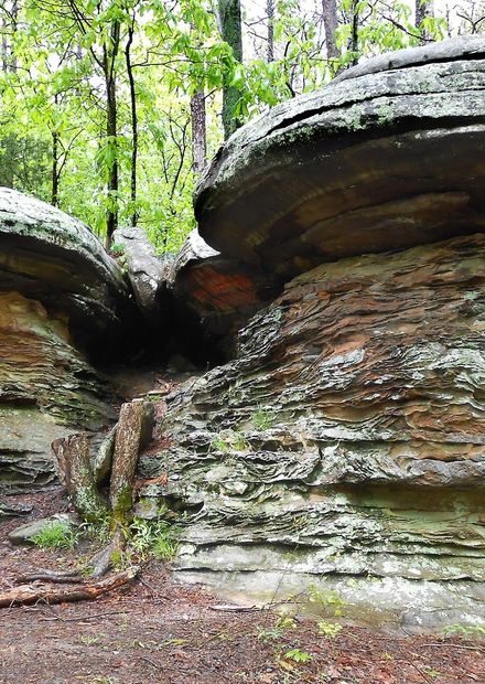 File:Mushroom shaped rock formations at ...