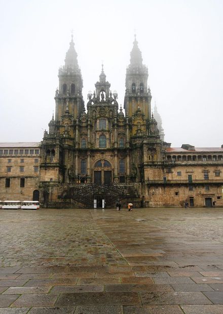 File:Obradoiro facade - Cathedral of ...