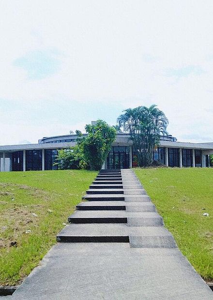 File:AkwaIbom State National Museum.jpg ...