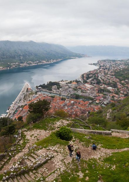 File:Vista de Kotor, Bahía de Kotor ...
