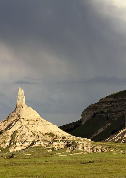 File:Chimney Rock, Western Nebraska.jpg ...