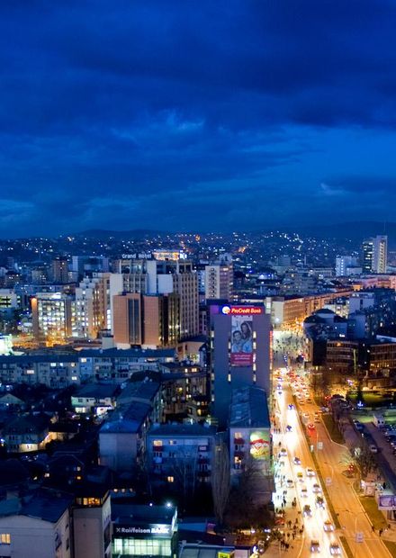 File:Prishtina nga Katedrala 1.jpg ...