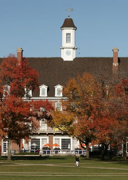 File:UIUC Illini Union and Main Quad ...