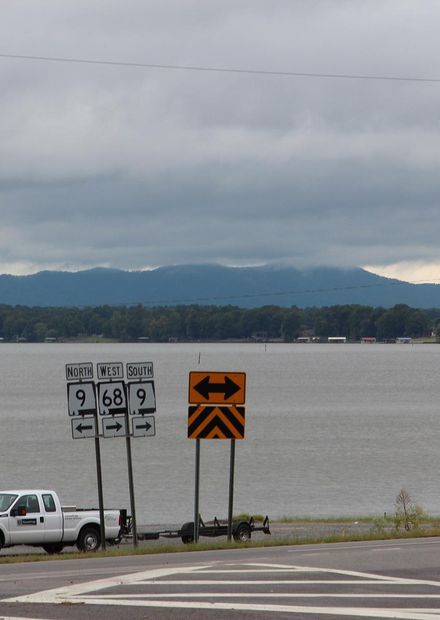 File:Weiss Lake viewed from Cedar Bluff ...