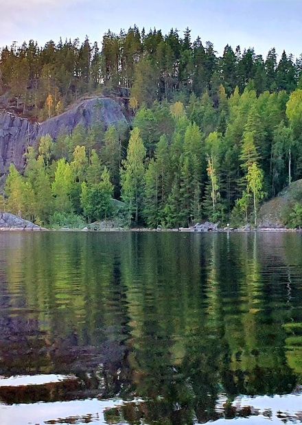 lake Saimaa Finland 20190930 142313.jpg ...