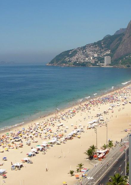Ipanema & Leblon 173 Feb 2006.JPG ...