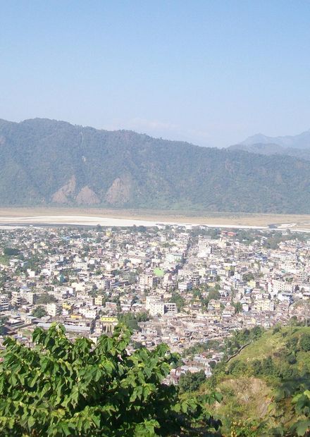 File:Phuntsholing town, Bhutan 03.jpg ...