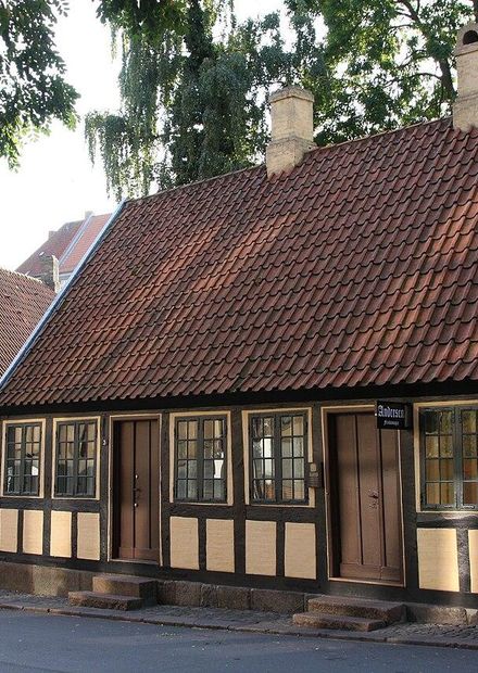 File:Denmark-odense-hans christian ...