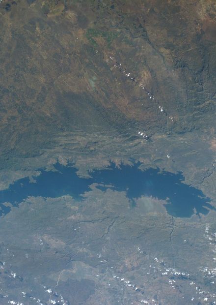File:Lake Kariba.jpg - Wikipedia