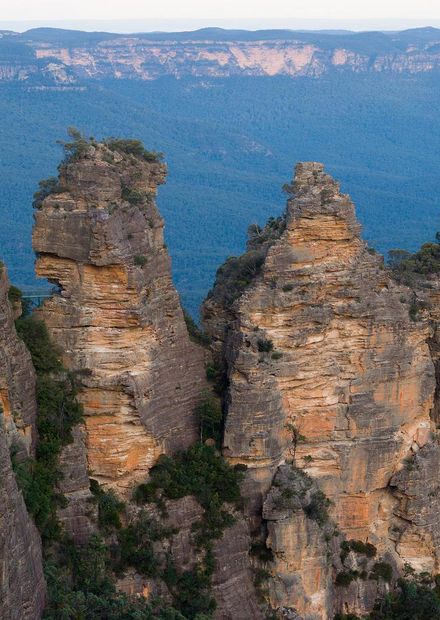 File:Blue mountains - three sisters.jpg ...