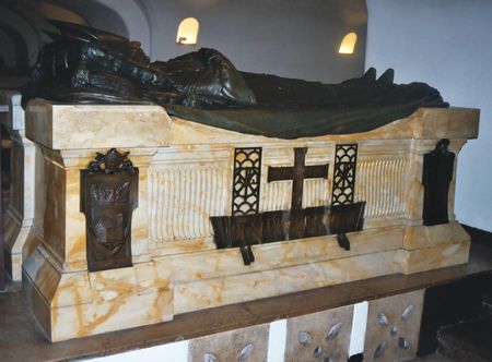 File:Grotto 9.JPG - Wikipedia