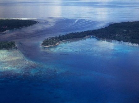 French Polynesia. (35115394304).jpg ...
