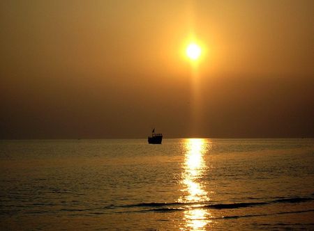 File:Sunset at KuaKata Beach.jpg ...
