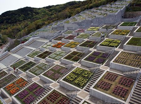 File:Awaji yumebutai01s3872.jpg - Wikipedia