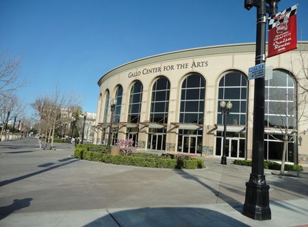 File:Gallo Center for the Arts Modesto ...