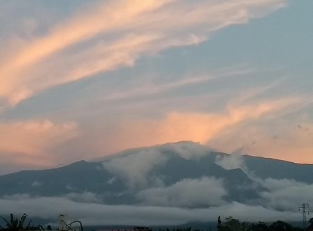 File:The Great Bioko mountain.jpg ...