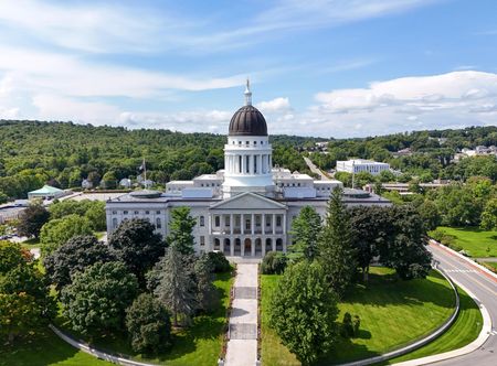 File:Maine State House exterior view ...