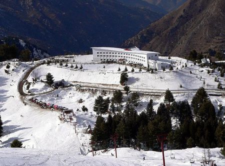 File:Malam Jabba Ski Resort.jpg ...