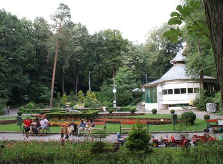 Fișier:Parcul Trivale.JPG - Wikipedia