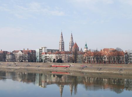 File:Tisza River with Szeged cathedral ...