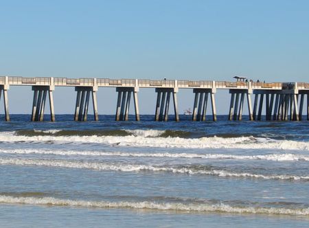 File:Jax Beach 2024 Pier.jpg ...