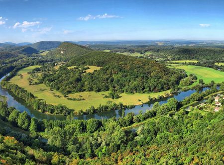 Larnod, boucle du Doubs à Rancenay.jpg ...