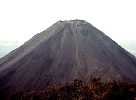 File:CERRO VERDE NATIONAL PARK, EL ...