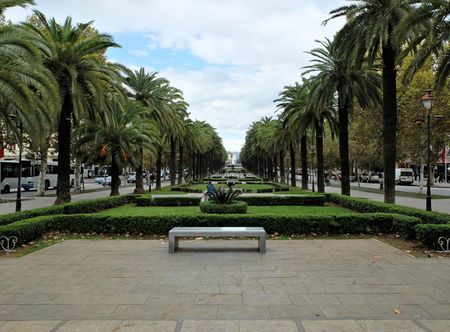File:Fes Avenue Hassan II DSCF6332.jpg ...