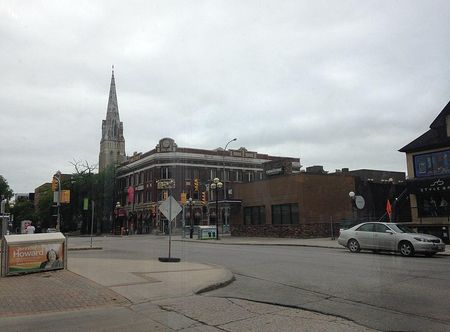 File:Osborne Village 2.jpg - Wikimedia ...