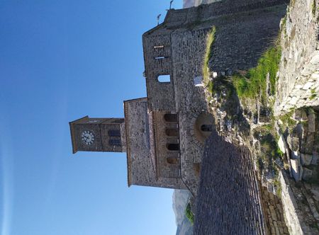 File:Gjirokastër castle clock tower.jpg ...