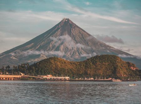 Mayon Volcano and the Sleeping Lion ...