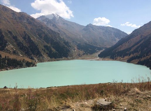 File:Big Almaty Lake (2511 m) and snowy peak of Soviets (4317 m) in  September, 2, 2017.jpg - Wikimedia Commons