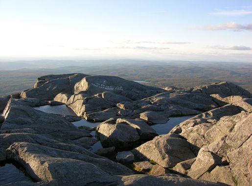 File:Mt. Monadnock Summit View.jpg - Wikimedia Commons