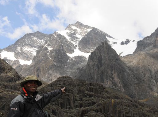 File:Ruwenzori Mountains Virunga National Park.jpg - Wikipedia