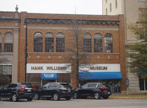 Datei:Montgomery December 2018 10 (Hank Williams Museum).jpg – Wikipedia