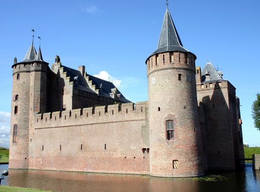 File:Muiderslot september 2007.JPG - Wikipedia