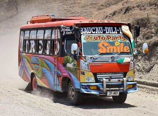 File:Bus, National Highway 1 (East Timor), 2018 (02).jpg - Wikimedia Commons