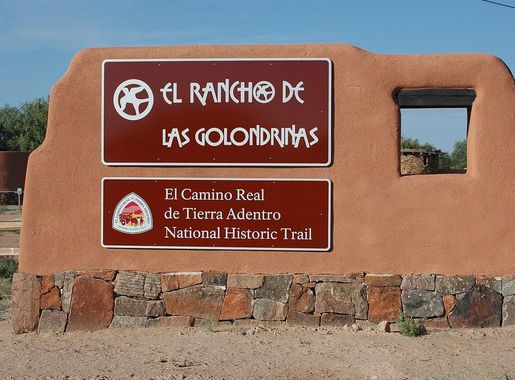 File:El Rancho de las Golondrinas entrance sign outside of Santa Fe, NM  (066bed9e-8cef-414c-ac36-35f6e00a9e8c).JPG - Wikimedia Commons