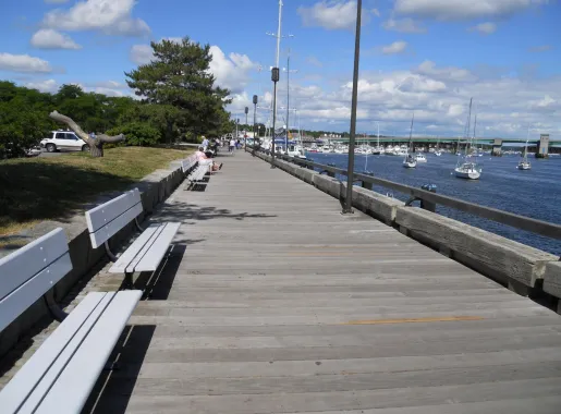File:Matthews memorial boardwalk 1.JPG - Wikimedia Commons