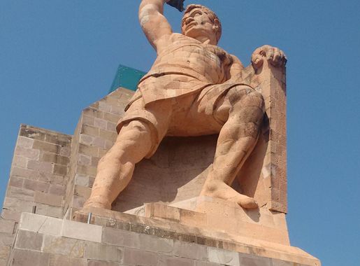 Archivo:El Pipila Monument Guanajuato.jpg - Wikipedia, la enciclopedia libre