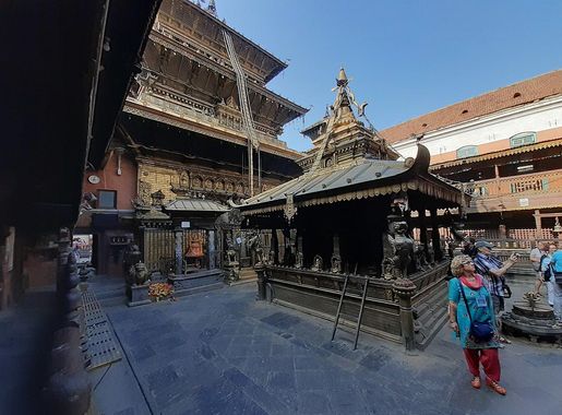 File:Golden temple, Patan,Nepal.jpg - Wikimedia Commons