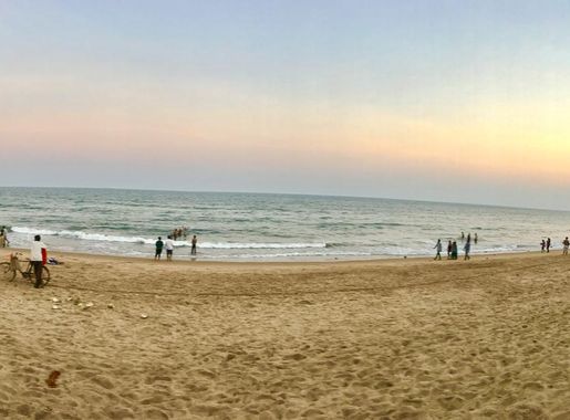File:Yarada Beach Panorama.jpg - Wikimedia Commons