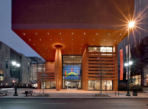 File:Bechtler Museum of Modern Art.jpg - Wikimedia Commons