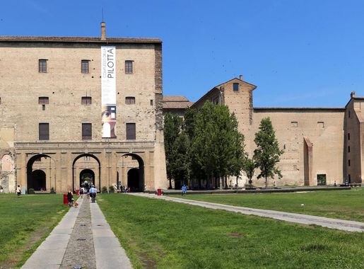 File:Parma, palazzo della pilotta 01.jpg - Wikipedia
